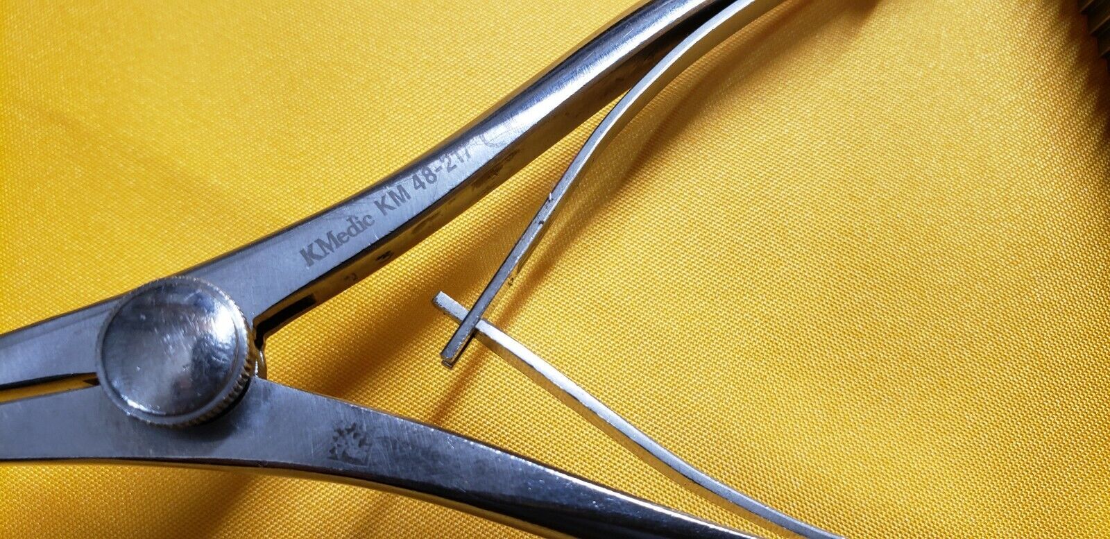 K-Medic Surgical Orthopedic Lamina Spreader 6.5" with Ratchet