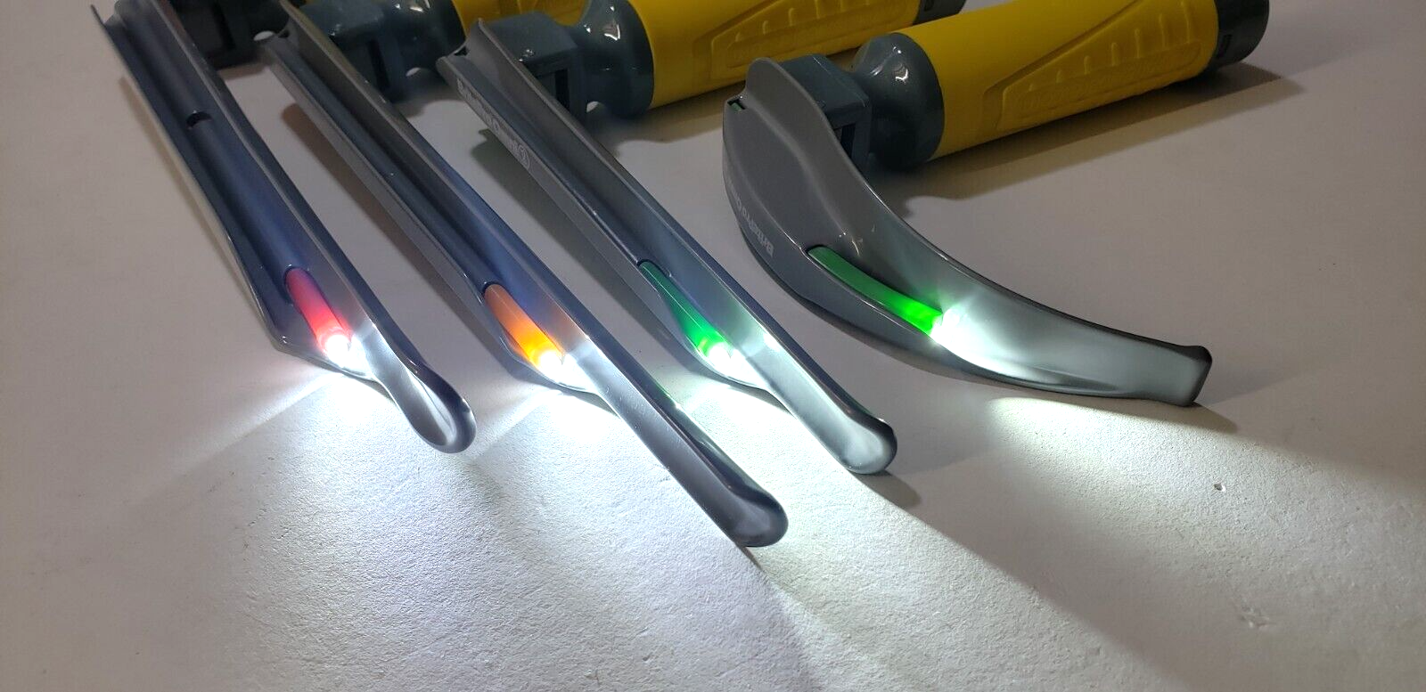 Flexicare Laryngoscope Mac Blade #2, Miller #2,3,4 With Medium Handle Set