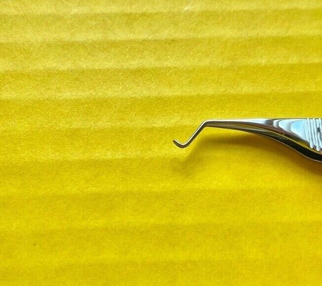 Storz Ophthalmic Iris Botvin Forceps, Serrated REF: E-1477