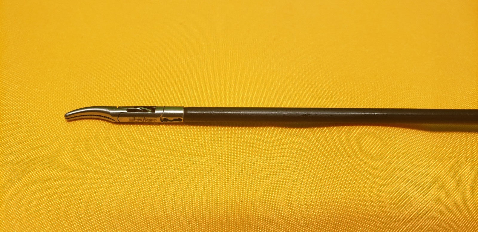 Stryker 250-080-595 Monopolar Maryland Forceps 5mmx45cm Rotating Shaft