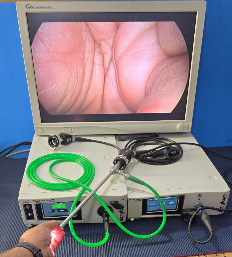 Stryker Precision AC Camera System ,LI0 Light Source Green Cable, WiSe Monitor