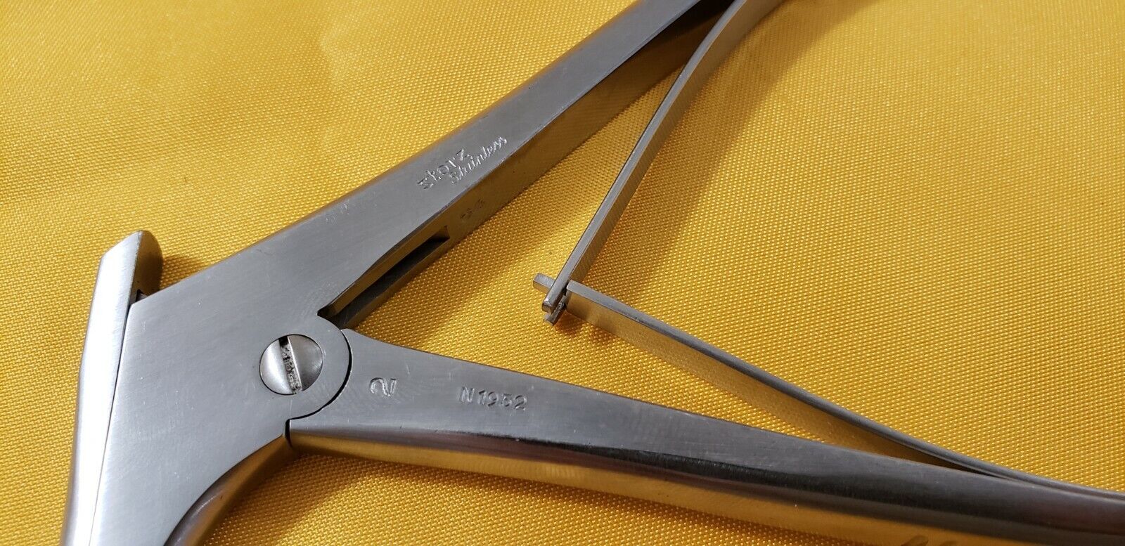 Karl Storz N1952 ENT Rongeur 90 Degree Size 2 Shaft 3"