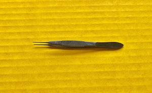 Storz Ophthalmic Lester Fixation Forceps, 1 x 2 Teeth, 3.8" REF: E-1654