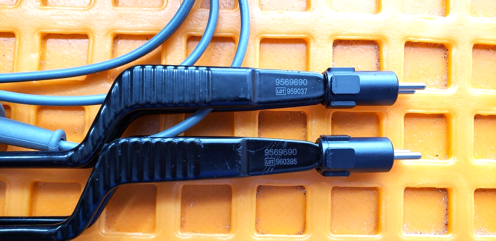 Medtronic 9569690 Surgical Bissinger Bipolar Forceps 9" Straight &Cable Reusable