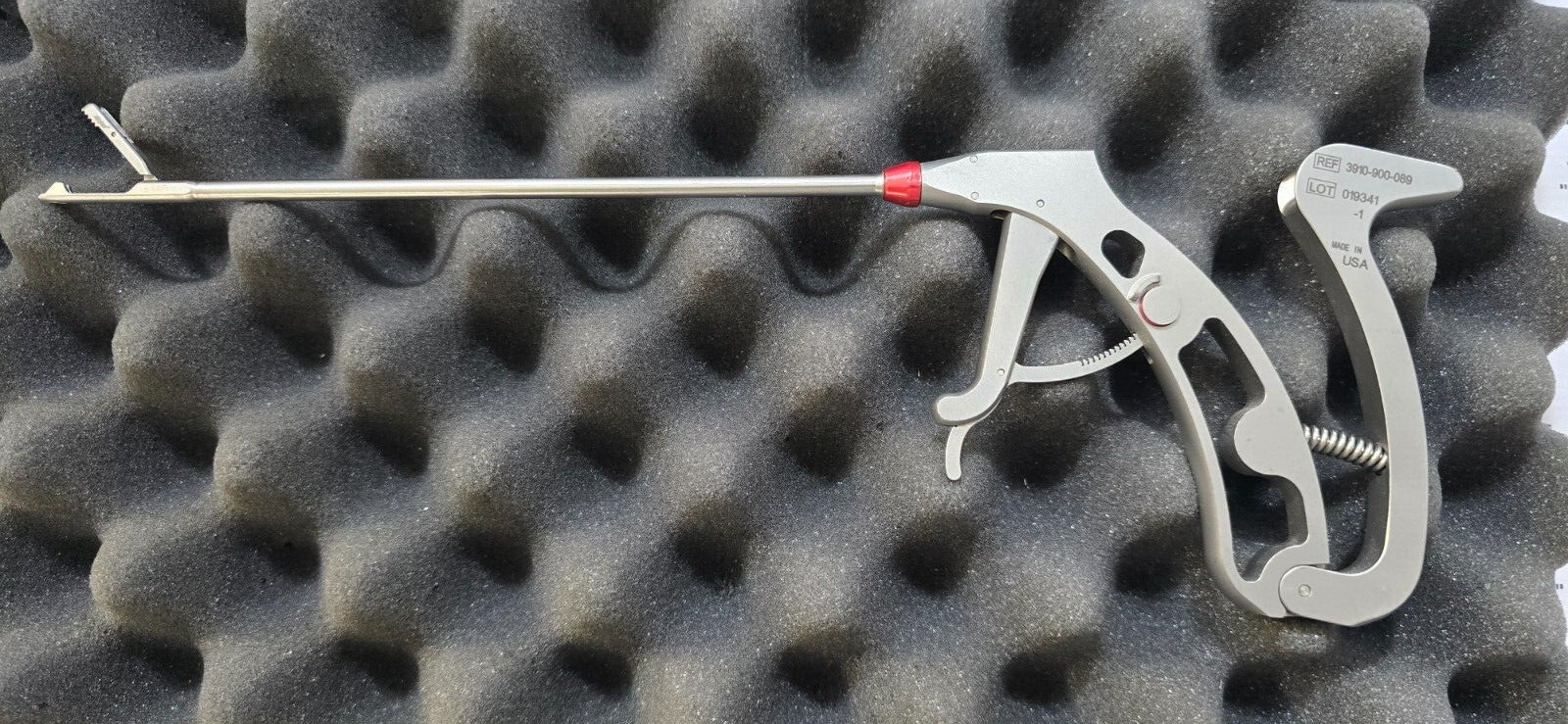 Stryker Surgical 3910-900-089 Arthroscopic Suture Passer .