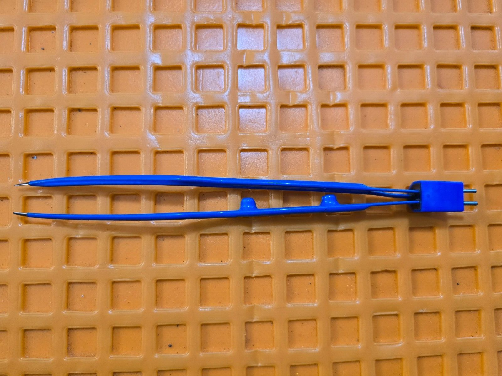 Turtle Surgical Malis Bayonet Bipolar Forceps 7" Blue Coated & Bipolar Cord