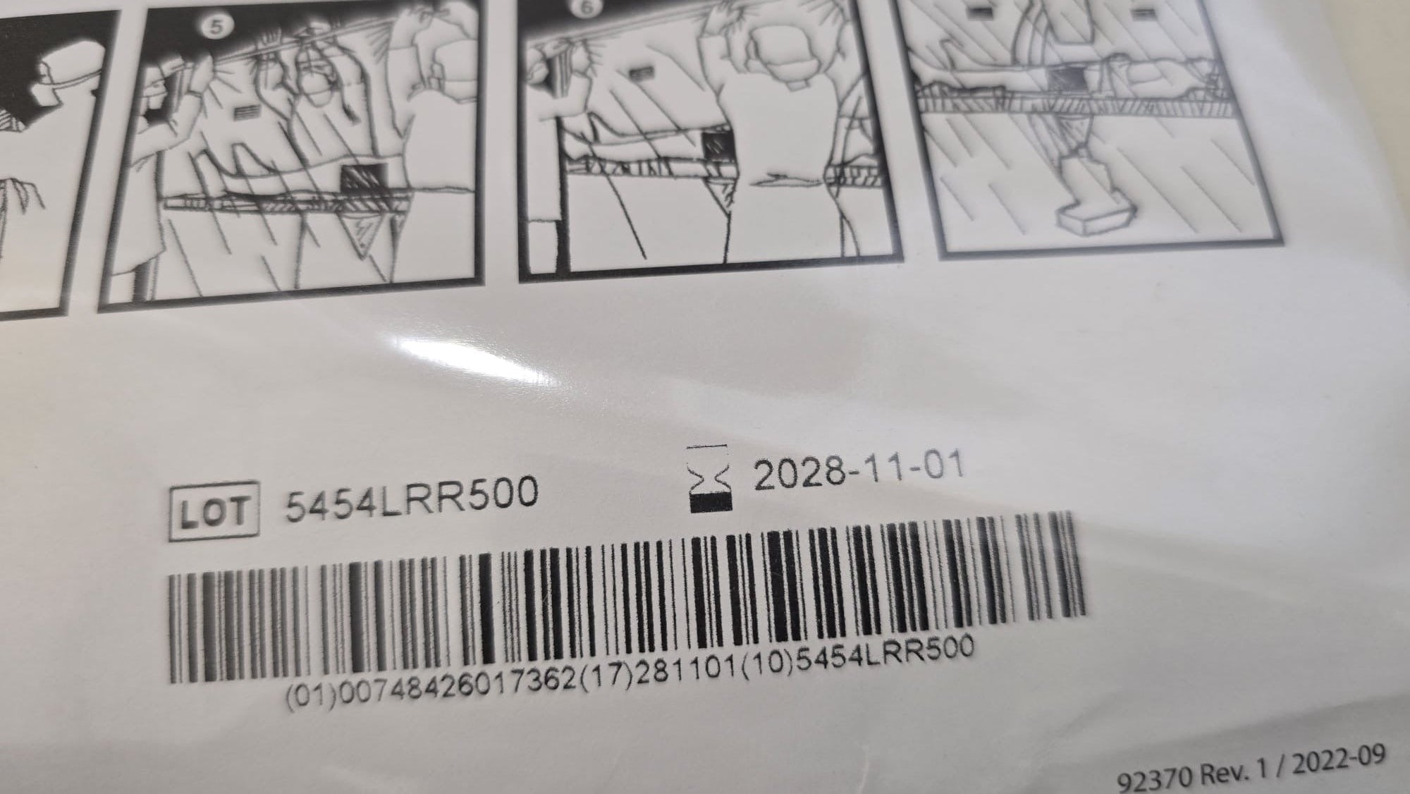 Ecolab Microtek Patient Drape REF: 5960 Dated: 2028
